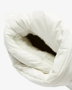 Royalfashion Białe wsuwane śniegowce damskie Maderta