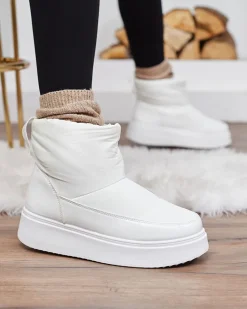 Royalfashion Białe wsuwane śniegowce damskie Maderta