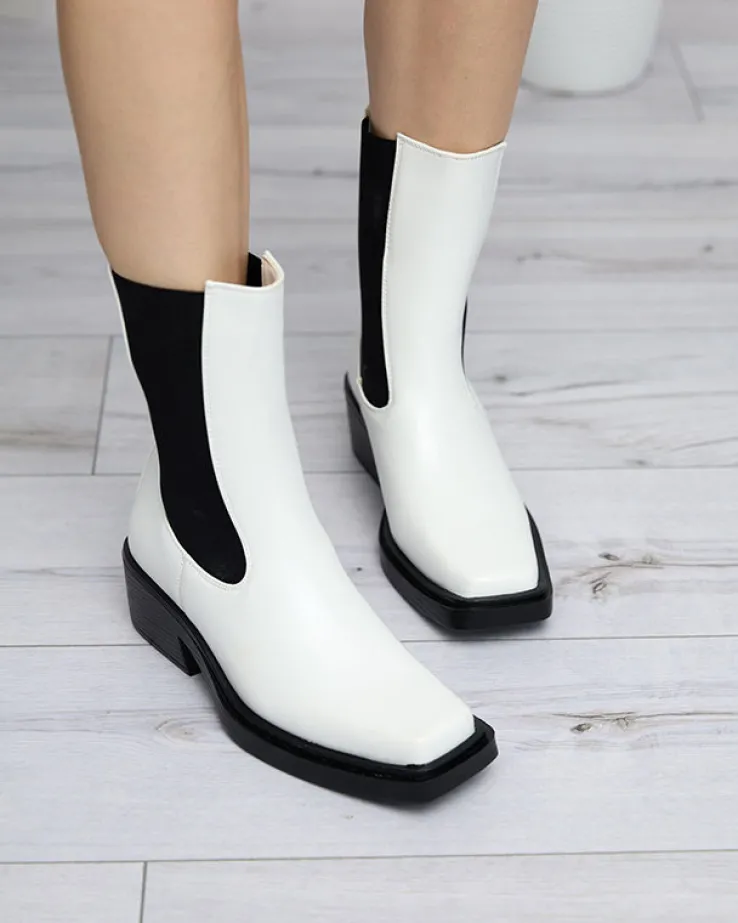 Royalfashion Białe wsuwane damskie wysokie botki Darran