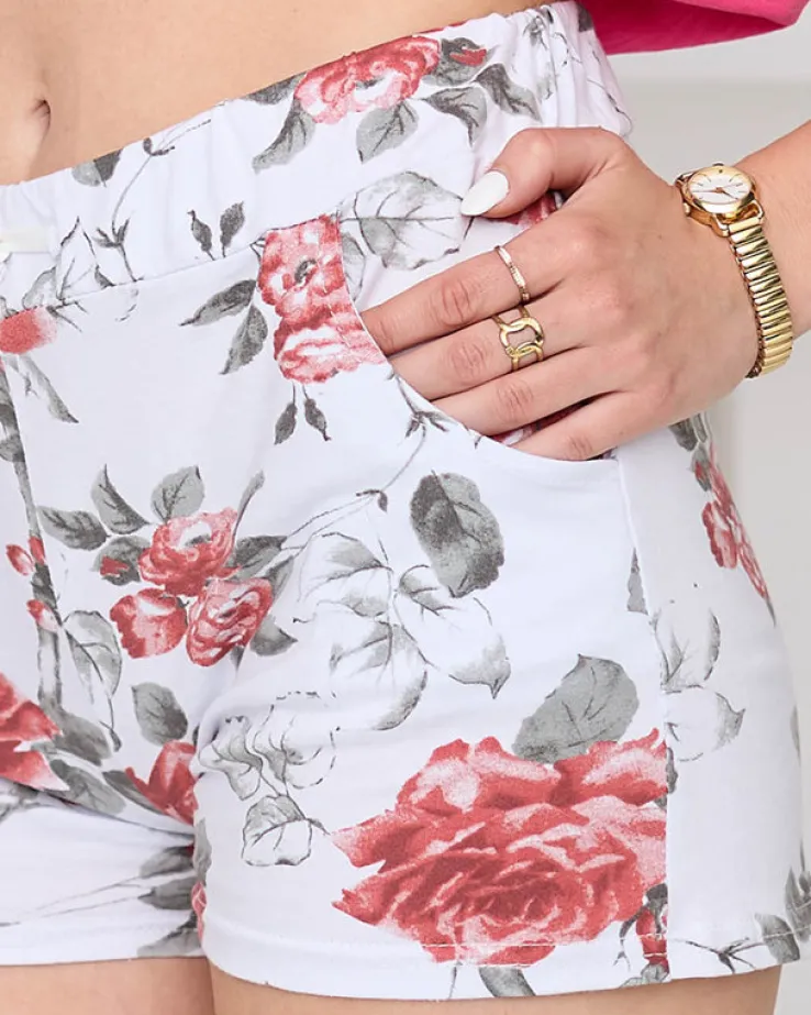 Royalfashion Biało- czerwone krótkie spodenki w kwiaty PLUS SIZE