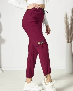 Royalfashion Bordowe damskie spodnie typu bojówki z łańcuszkiem