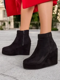 Royalfashion Botki damskie na koturnie Sieffa