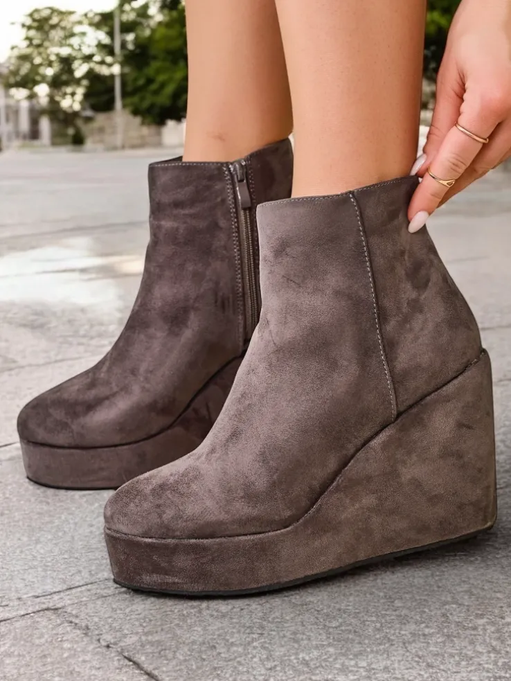 Royalfashion Botki damskie na koturnie Sieffa