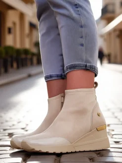 Royalfashion Botki damskie na koturnie Zarricos