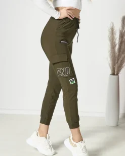 Royalfashion Ciemnozielone damskie spodnie typu bojówki z napisem