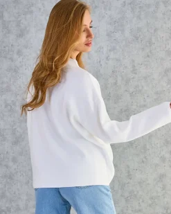 Royalfashion Cienki damski sweter z ozdobami na ramionach