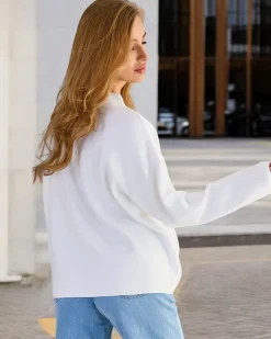 Royalfashion Cienki damski sweter z ozdobami na ramionach