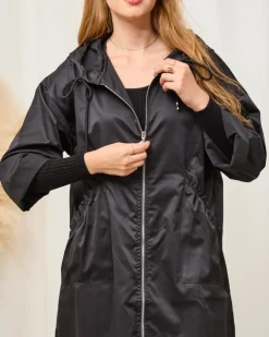 Royalfashion Czarna damska kurtka płaszcz z kapturem