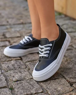 Royalfashion Czarne damskie tenisówki Lorino