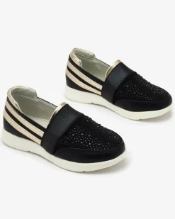 Royalfashion Czarne dziecięce tenisówki slip - on Ciarala