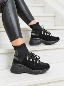 Royalfashion Czarne sneakersy damskie z ociepleniem Aleppo