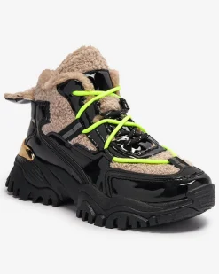 Royalfashion Czarne sportowe buty damskie z futerkiem i neonowymi żółtymi sznurówkami Adbo