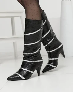 Royalfashion Czarno- srebrne damskie kozaki na szpilce z tłoczeniem w paski Felifea