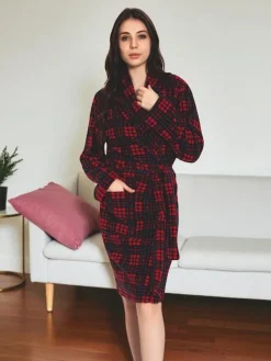 Royalfashion Czerwono-granatowy damski szlafrok w kratę