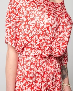 Royalfashion Czerwony damski plisowany komplet w kwiatki