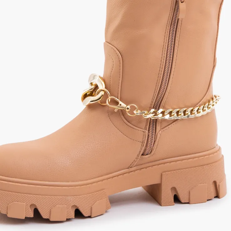 Royalfashion Damskie brązowe kozaki z łańcuszkiem Sudzi