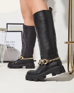 Royalfashion Damskie czarne kozaki z łańcuszkiem Sudzi