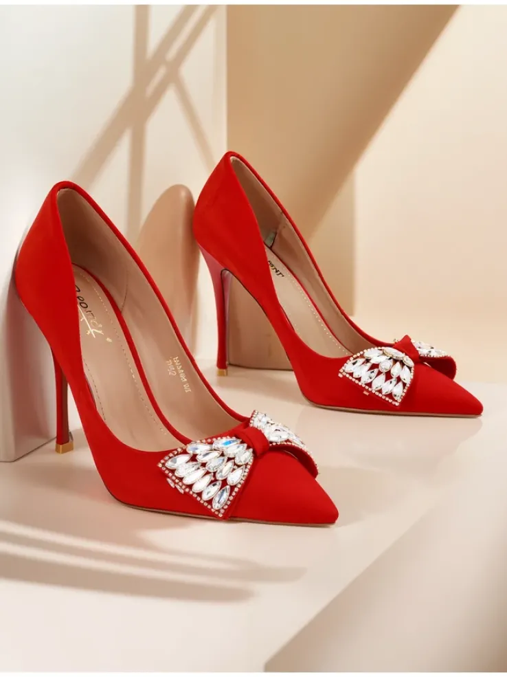 Royalfashion Damskie czółenka na szpilce z kokardką Cocarte