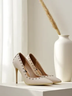 Royalfashion Damskie czółenka na szpilce z dżetami Koscalle