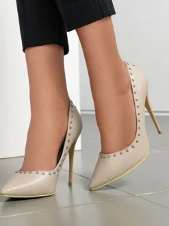 Royalfashion Damskie czółenka na szpilce z dżetami Koscalle