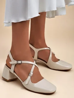 Royalfashion Damskie czółenka na niskim obcasie z ozdobnymi paseczkami Lollita