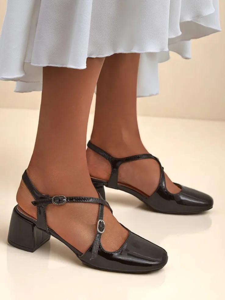 Royalfashion Damskie czółenka na niskim obcasie z ozdobnymi paseczkami Lollita