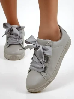 Royalfashion Damskie eko skórzane trampki z ozdobnymi sznurówkami Etti