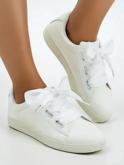 Royalfashion Damskie eko skórzane trampki z ozdobnymi sznurówkami Etti