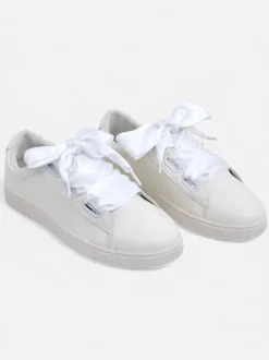 Royalfashion Damskie eko skórzane trampki z ozdobnymi sznurówkami Etti