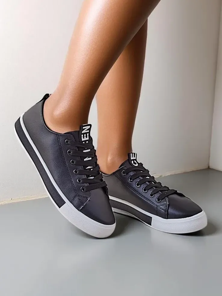 Royalfashion Damskie eko skórzane trampki Eccola