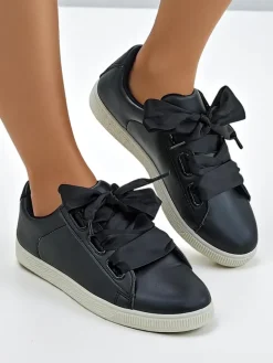 Royalfashion Damskie eko skórzane trampki z ozdobnymi sznurówkami Etti