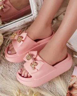 Royalfashion Damskie gumowe klapki z ozdobną kokardką Apis