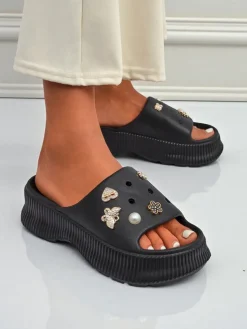 Royalfashion Damskie gumowe klapki z ozdobami Slash Glam