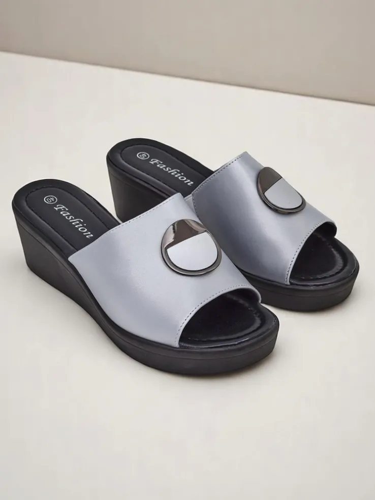 Royalfashion Damskie klapki na koturnie Elira