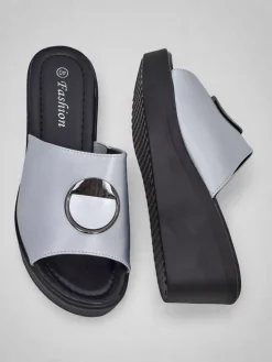 Royalfashion Damskie klapki na koturnie Elira