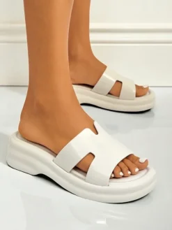 Royalfashion Damskie klapki na grubszej podeszwie Nova Gloss