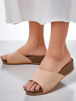 Royalfashion Damskie klapki na niskim koturnie Maderas