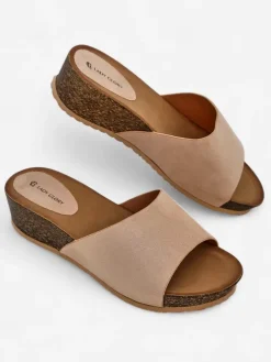 Royalfashion Damskie klapki na niskim koturnie Maderas