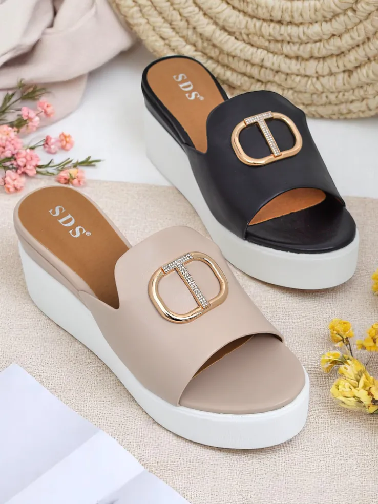 Royalfashion Damskie klapki na koturnie Daffin