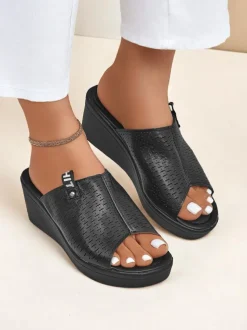 Royalfashion Damskie klapki na koturnie Luna Wedge