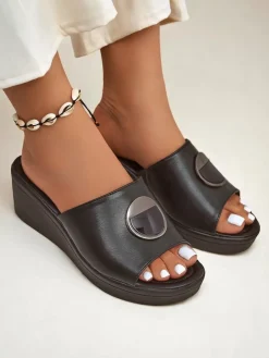 Royalfashion Damskie klapki na koturnie Elira