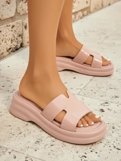 Royalfashion Damskie klapki na grubszej podeszwie Nova Gloss