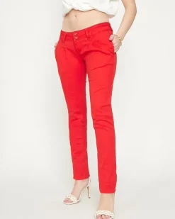 Royalfashion Damskie materiałowe spodnie z niskim stanem w czerwonym kolorze