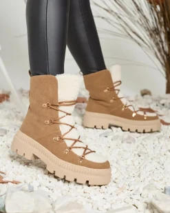 Royalfashion Damskie ocieplane botki typu trapery z kożuszkiem w kolorze camel Lery Walk