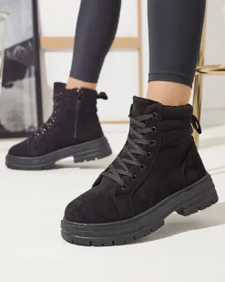 Royalfashion Damskie ocieplane botki typu trapery w czarnym kolozre Tivica