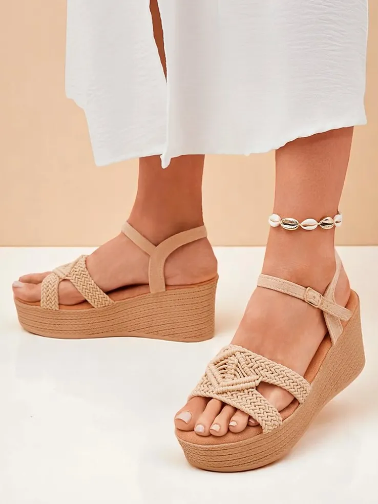 Royalfashion Damskie sandały na koturnie plecione Sunny Day