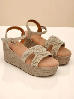 Royalfashion Damskie sandały na koturnie plecione Sunny Day