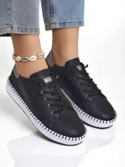Royalfashion Damskie sneakersy ażurowe Luna Lace