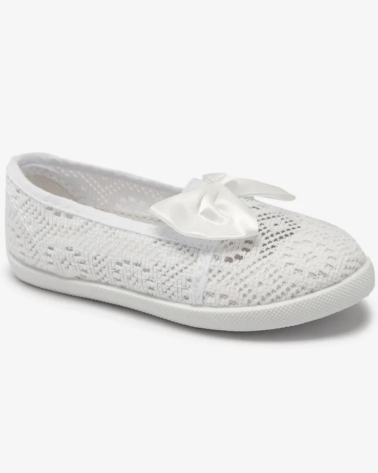 Royalfashion Dziewczęce białe tenisówki slip on z kokardką Sweet Time
