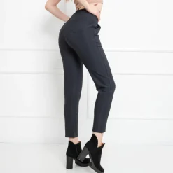 Royalfashion Granatowe tregginsy damskie w kratę PLUS SIZE